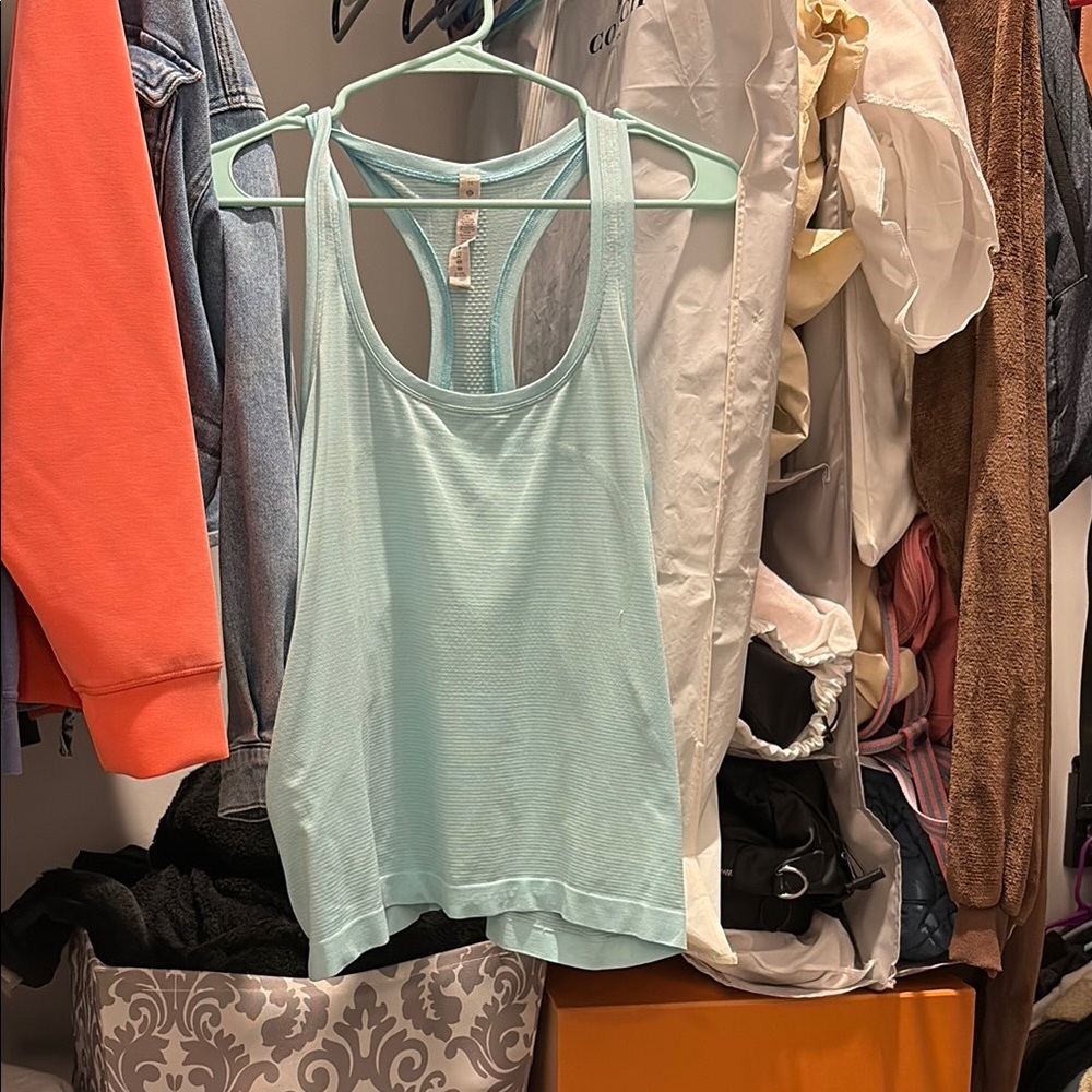 Lululemon tank top